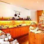 Hotel Alpenhaus Kaprun