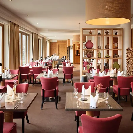 酒店 Alpenhaus Inkl Zell Am See-kaprun Sommerkarte 卡普伦